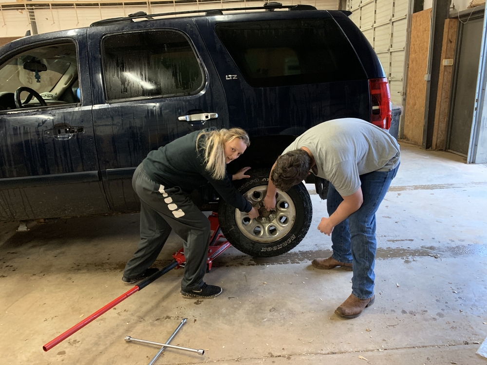 Can you change a flat tire?